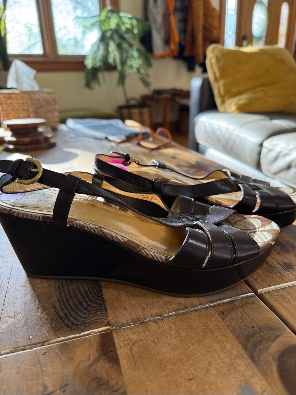 NWT Coach Mollie Platform Wedge Sandals Brown Signature 8.5 - Picture 3 of 8